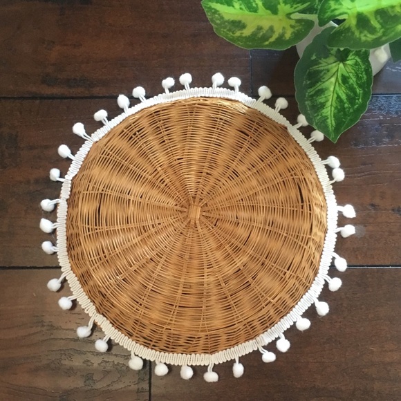 Other - Vintage Boho wall Pom Pom tassel basket-one basket